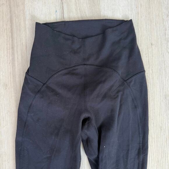 Lululemon Unlimit High Rise Tight 25" Keyhole Detail Black Leggings W5CPZS Sz 2 - Picture 3 of 6
